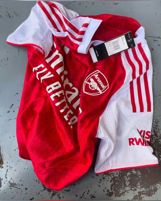 Arsenal Kit