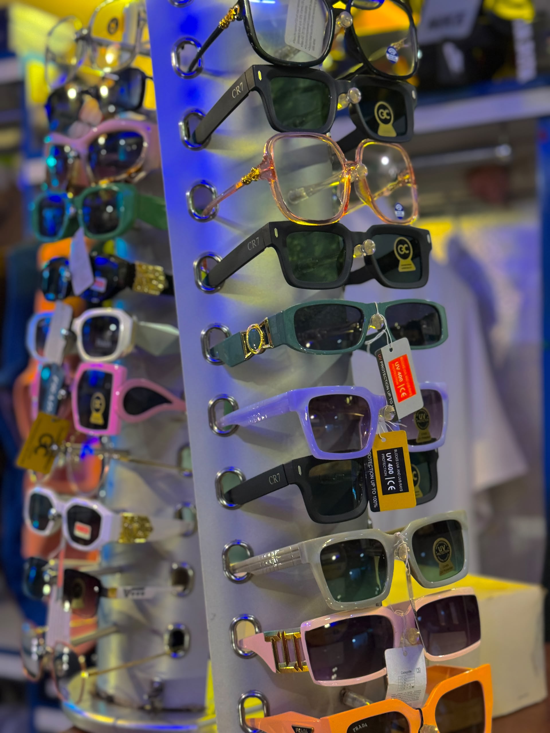 Sunglasses display — CR7 and coloured frames